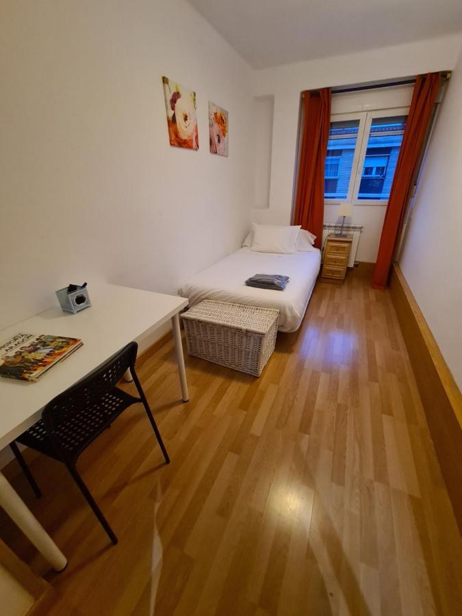 Dos Torres Galadriel- Parking Privado Gratis Apartment Zaragoza Ngoại thất bức ảnh